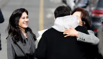이부진, 아들 서울대 입학식 참석…홍라희도 나란히