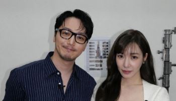 티파니, 소녀시대 첫 유부녀 됐다… 변요한과 혼인신고