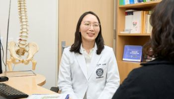 손가락 붓고 욱신? ‘이 병’ 방치했다간 관절 망가진다