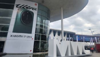 'AI 대격돌' 전야의 MWC26 전시장…개막 전부터 분주