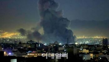 정부 "중동상황 심각한 우려…이란 핵문제 해결 노력 동참"