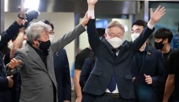 배우 명계남씨, 차관급 황해도지사에 임명