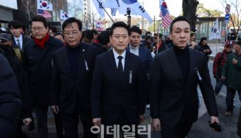 거리 나섰지만... '尹어게인'에 묻힌 사법3법 규탄