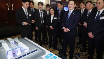 엘리스그룹, 싱가포르 방문 李 대통령 앞 ‘AI 데이터센터’ 시연