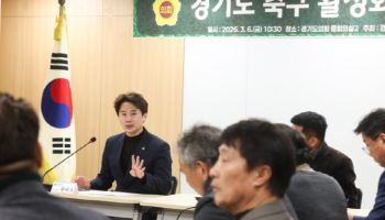 '축구 선출' 황대호 경기도의원, 후배들 지원 위해 팔 걷다