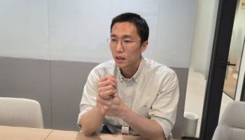 "코딩 넘어 기업 맞춤 AI 교육...매출 1000억 자신"