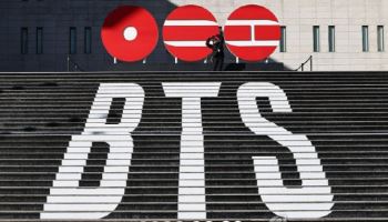 '광화문 BTS 공연' 26만 모인다…경찰 "과할 정도로 대응"