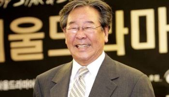 최불암 측 건강이상설 일축…"수술 후 재활, 다큐 촬영 중" 