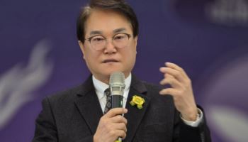 "미친 X" 폭언 청도군수, 피해자에 사과하러 갔다가 주거침입 논란