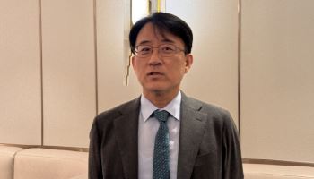 삼성D·LGD 수장 "칩플레이션 타격 방어...중동 사태 장기화시 영향"