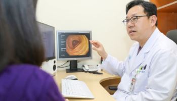 “괜찮겠지” 미루다 발견되는 대장암... 정기검진이 가장 확실한 예방