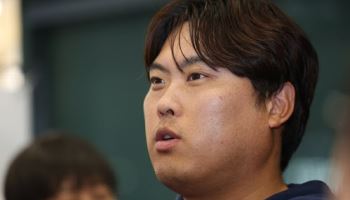 류현진 “국가대표는 내 야구의 시작...함께 해 영광이었다”
