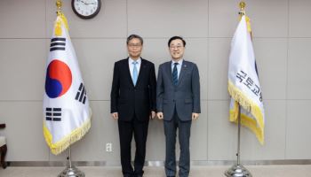 김윤덕, 코레일·SR 사장에 임명장…"철도 통합 신속히"