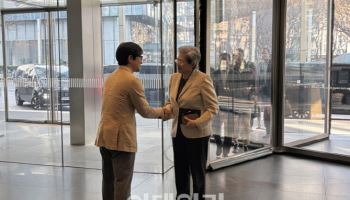 삼성 노태문 만나는 AMD 리사 수 "많은 주제 논의할 것"