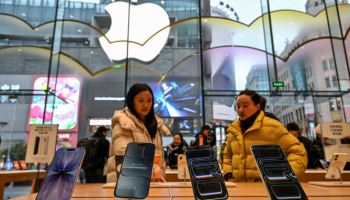 AI 없는 애플 AI 매출 1.5조…어떻게?