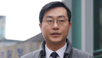 [속보] 경찰 수사심의위 "장경태 준강제추행 혐의 송치해야"
