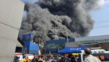 與정청래 "대전 화재, 정부와 긴밀협력…인명구조 당력 집중"