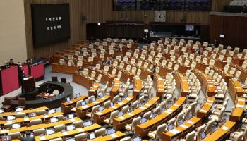 중수청법, 與주도 국회 본회의 통과…국힘 “검찰 파괴” 반발