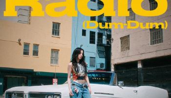 큐브엔터 아이들 우기, 'Radio' 中차트 52주 연속 톱10