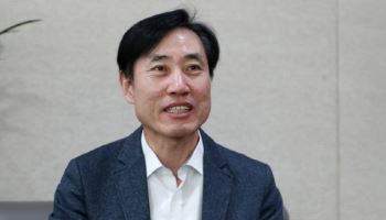 ‘첫 비트코인 보유’ 보험연수원 하태경 원장 “스테이블코인 막을 수 없는 미래”