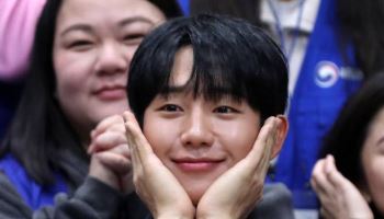 정해인, 신세경과 로코 호흡?…"검토 중인 작품"