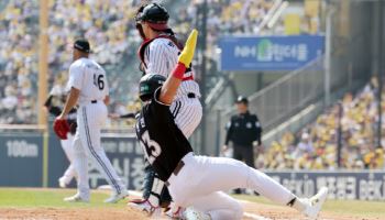 장단 18안타로 챔피언 때렸다...KT, 개막전서 LG 완파