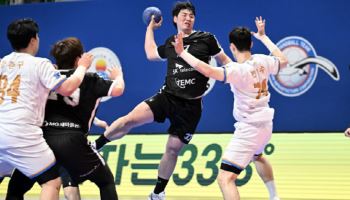 '미리 보는 챔프전' SK호크스, 1위 인천도시공사 꺾고 2위 확정