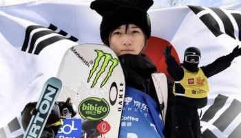 '올림픽 챔피언' 최가온, 스노보드 월드컵 시즌 종합 우승