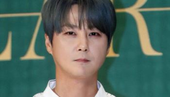 '음주운전 자숙' 신화 신혜성, 팀 동료 이민우 결혼식 불참