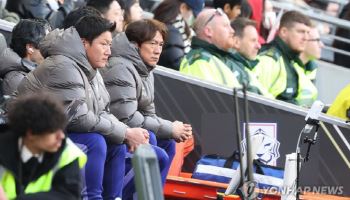 압박에 무너진 홍명보호, 이번엔 '압박 끝판왕'과 마주친다