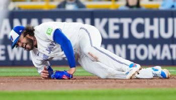 'KBO 평정' 폰세, 5년 만의 MLB 복귀전서 부상 교체