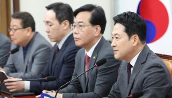 장동혁 "새 공관위원장에 박덕흠…'가처분 인용' 법원, 납득 어렵다"(상보)