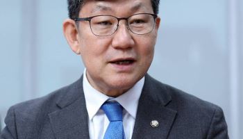 與, 가상자산시장감시원 설립 추진…금융위 난색