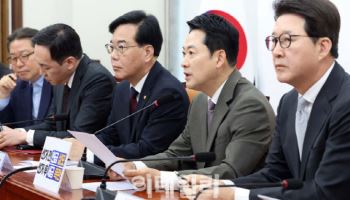 현직 프리미엄 없는 이유…국힘, 정당 지지율 최저