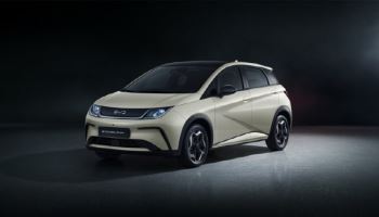 BYD, 4년 만에 순이익 감소…증권가는 "해외 수출 주목해야"