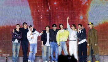 세븐틴, '완전체' 재계약 예고…플레디스와 동행 이어간다