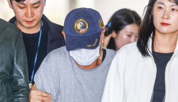 "재산분할 문제로"…전처 살해·유기 60대男, 구속 송치
