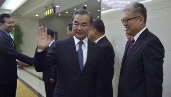 왕이 中 외교부장, 9일 방북…김정은과 만남 가능성