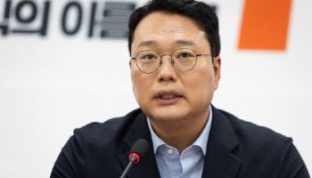 천하람 “李대통령 음모론 SNS 가짜뉴스 공유…외교 첫 단추부터 망했다”