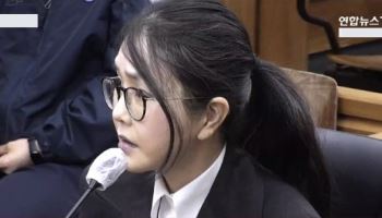 "지금 여기 나온 것 자체가"...마스크 벗은 김건희, 돌발 행동도