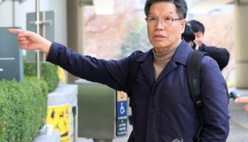 고교 앞 소녀상 '매춘 진로지도' 현수막…檢, 김병헌 대표 구속기소