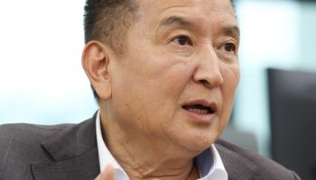 김영환 충북지사 “오래됐으니 그만하라? 정책으로 승부할 것"