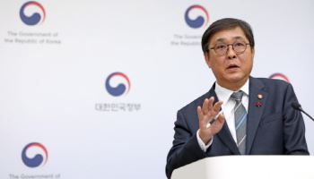 최휘영 장관, 영화계 만나 ‘홀드백’ 등 현안 논의