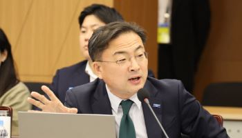 신장식 “민주당, ‘조국 부산 오지 말라’ 메시지 강력…연대도 중요”