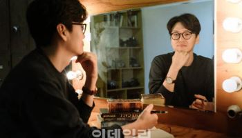 황석희, '스파이더맨' 이어 뮤지컬 '겨울왕국' 중도 하차
