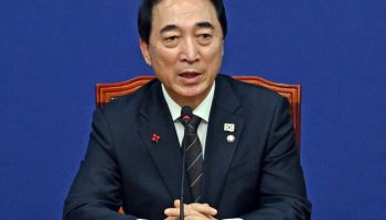 민주당 충남지사 후보에 박수현 의원 선출