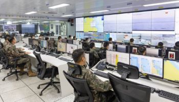 軍, 해안경계 임무 손 뗀다…2030년께 해경 이관 추진