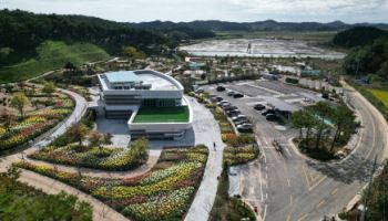 충남 서해안의 보물섬 '안면도'에 사계절 명품 정원 탄생