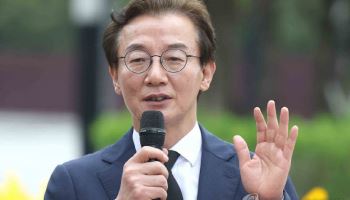 전재수 "4월30일 전에 국회의원직 물러날 것"