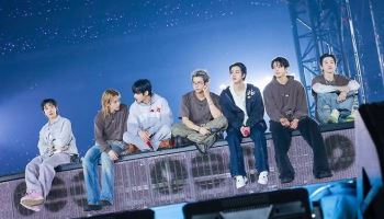 도쿄돔서 '아리랑' 떼창…방탄소년단 日 뜨자 11만 관객 열광